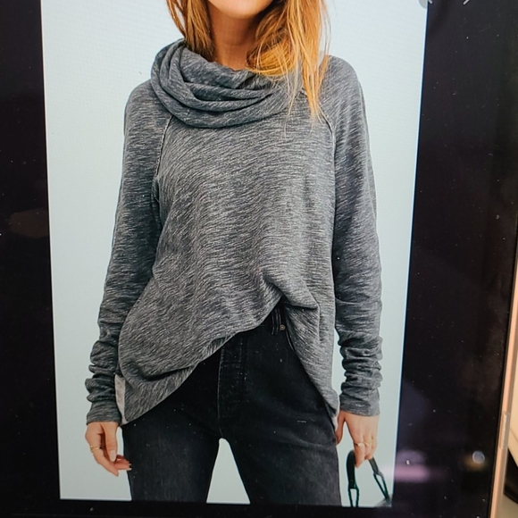 Free people cowl neck pullover - Picture 1 of 8